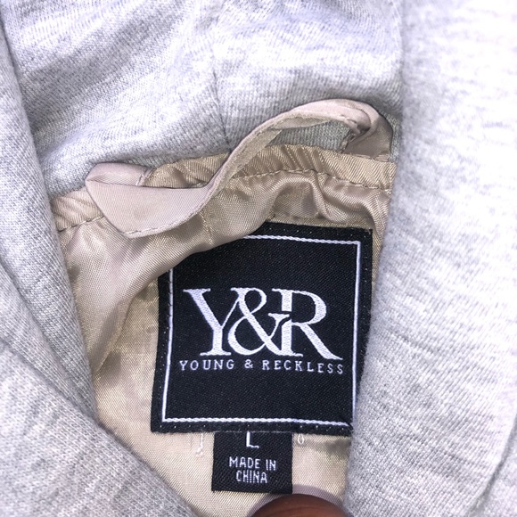 Young & reckless hoodie - Picture 4 of 4